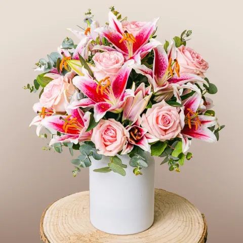 Floraqueen Roses and Lilies